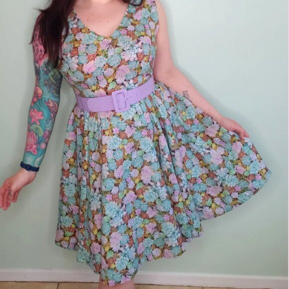 Vivacious Vixen Apparel - Tiffany Dress in Pastel Cactus (Size 3X) - Picture 1 of 6